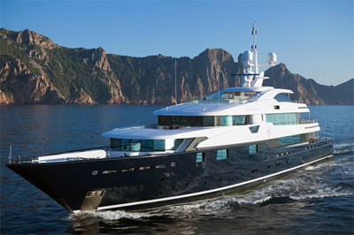 CMN Luxury Power Yachts