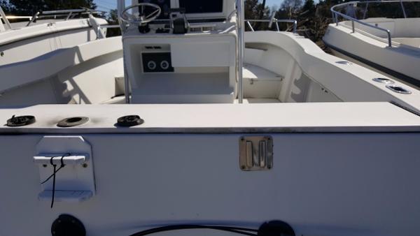 23' Quest, Listing Number 100783603, - Photo No. 2