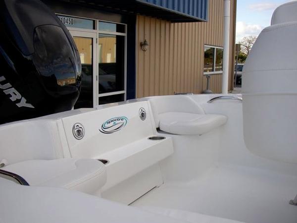 24' Spectre, Listing Number 100790687, Image No. 10