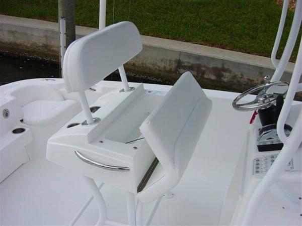 24' Spectre, Listing Number 100790687, - Photo No. 9