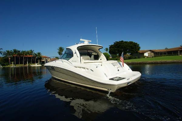 44' Sea Ray, Listing Number 100821673, Image No. 2