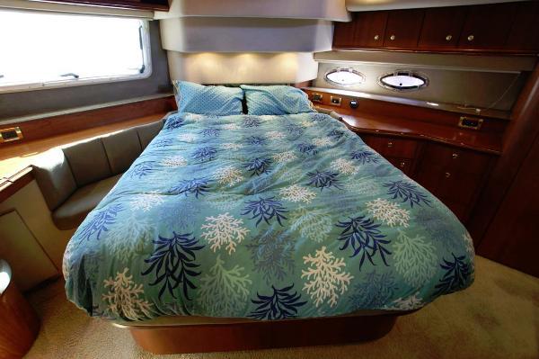 44' Cruisers Yachts, Listing Number 100824421, Image No. 26
