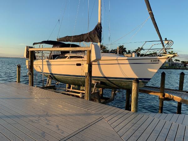 28' Catalina, Listing Number 100825567, Image No. 2
