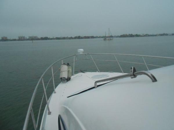 38' Cruisers Yachts, Listing Number 100778470, - Photo No. 9