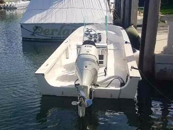 22' Boston Whaler, Listing Number 100782338, - Photo No. 4