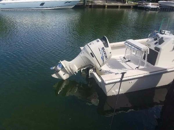 22' Boston Whaler, Listing Number 100782338, - Photo No. 5