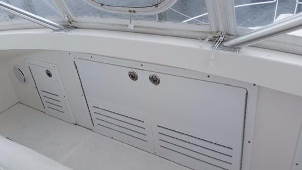 35' Luhrs, Listing Number 100772960, - Photo No. 10