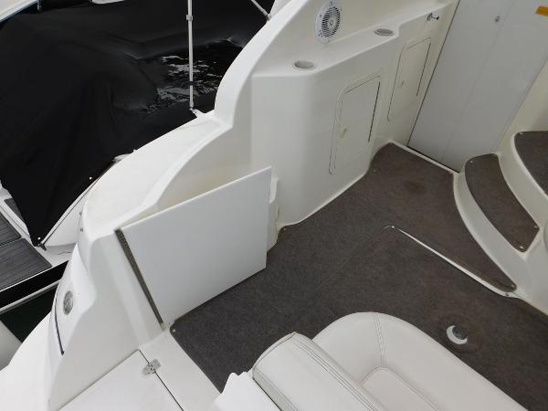 28' Cruisers Yachts, Listing Number 100841823, Image No. 9