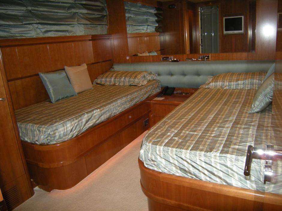 115' FALCON, Listing Number 100676509, Image No. 11