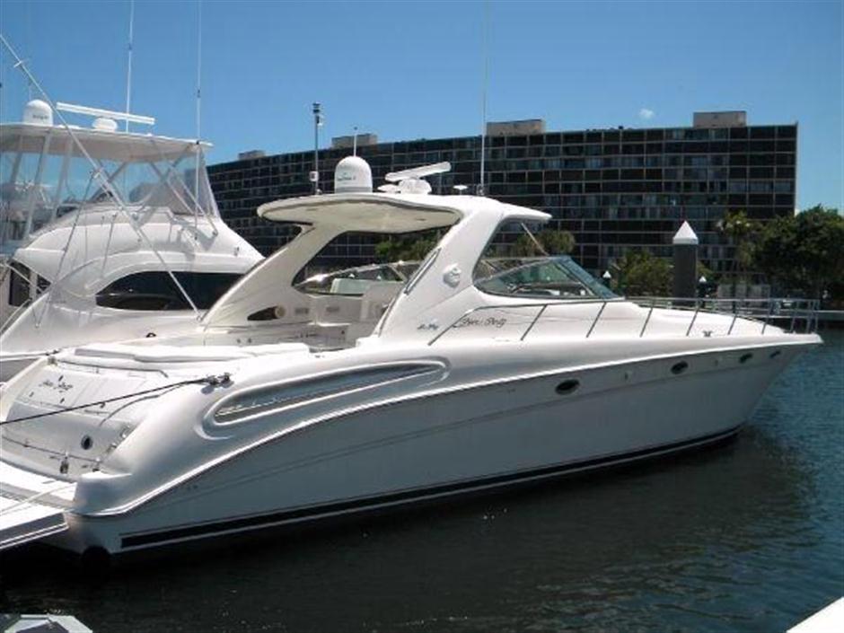 Sea Ray 540 Sundancer: buy used powerboat - buy and sale