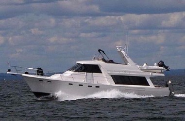 Used Boats: Bayliner 4788 Pilot House Motoryacht for sale