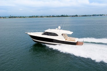 Used Boats: Riviera 445 SUV for sale