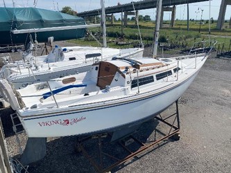 Used Boats: Catalina 27 Tall Rig for sale