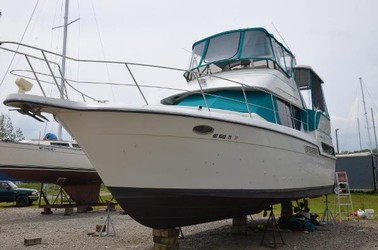 Used Boats: Carver 350 Aft Cabin for sale