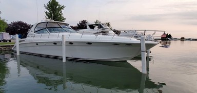 Used Boats: Sea Ray 550 Sundancer for sale