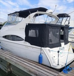 Used Boats: Carver Mariner Three Fifty for sale