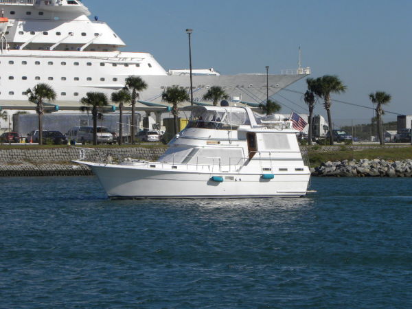 44' Gulfstar Motor Yacht