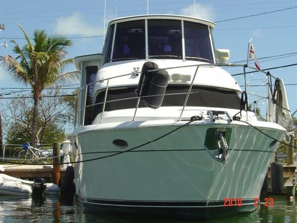 50' Carver 500 Cockpit Motor Yacht, Trades Accepted, dinghy included