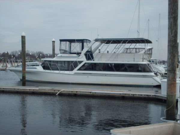 55' Bluewater Yachts Houseboat