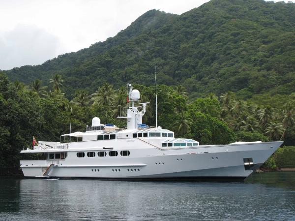 155' Feadship Semi-displacement