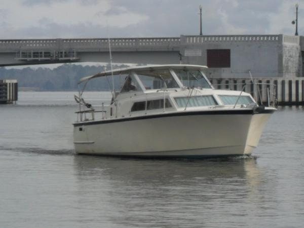 31' Hatteras Cruiser - Trawler