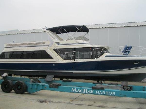 55' Bluewater 55 Coastal Cruiser BR8102