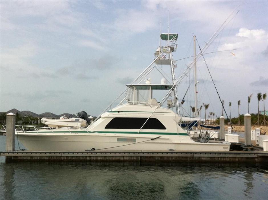 54' BERTRAM 54 Convertible