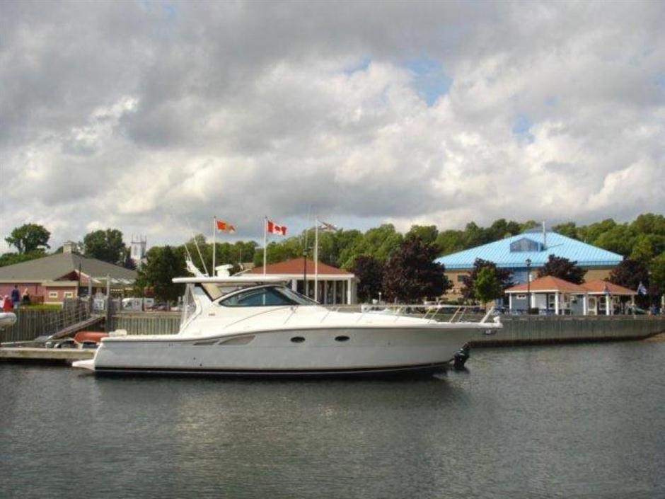 42' TIARA 4200 Open