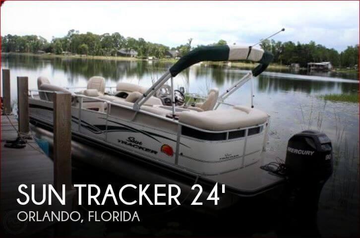 24' Sun Tracker Regency Edition Party Barge 22