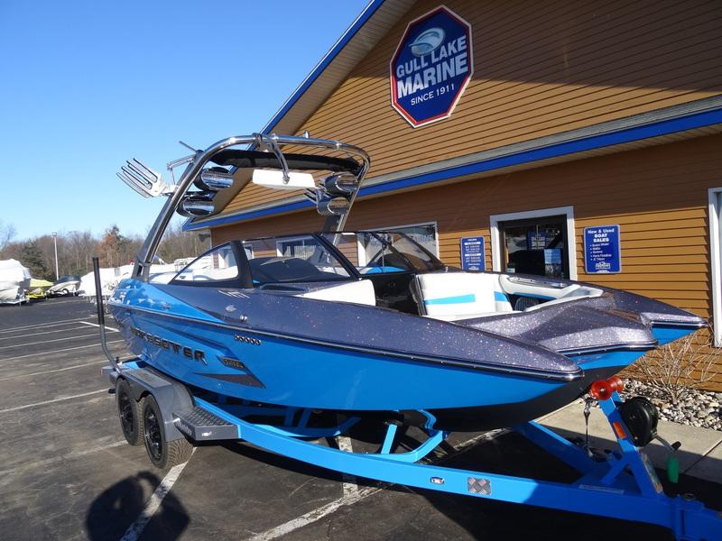 20' Malibu Boats Wakesetter 20 MXZ