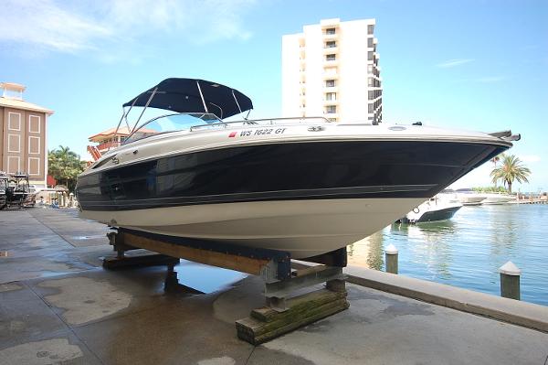 27' Monterey 265 Bowrider