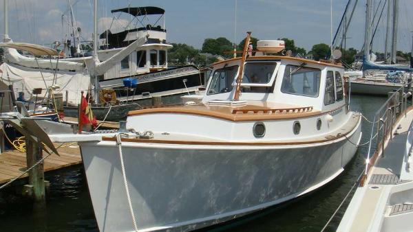 36' Jarvis Newman PICNIC BOAT