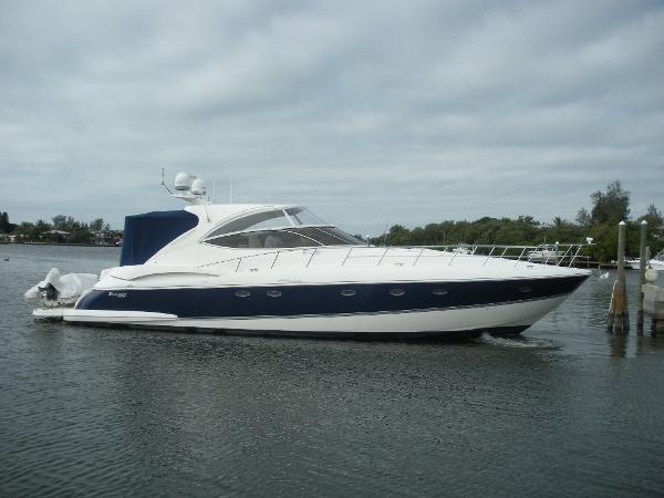 54' Cruisers Yachts 540 Express  BR5088
