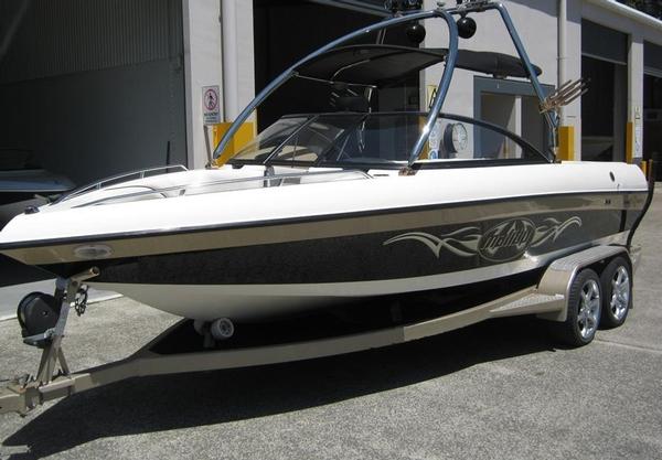 20' MALIBU WAKESETTER VLX