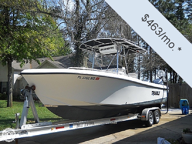 25' Bluewater 2550 Center Console