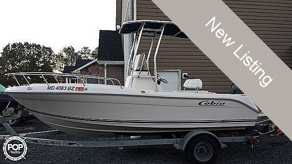 19' Cobia 19 Bay Console