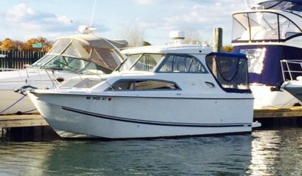 26' Bayliner 266 Discovery Cruiser - Certified Preowned