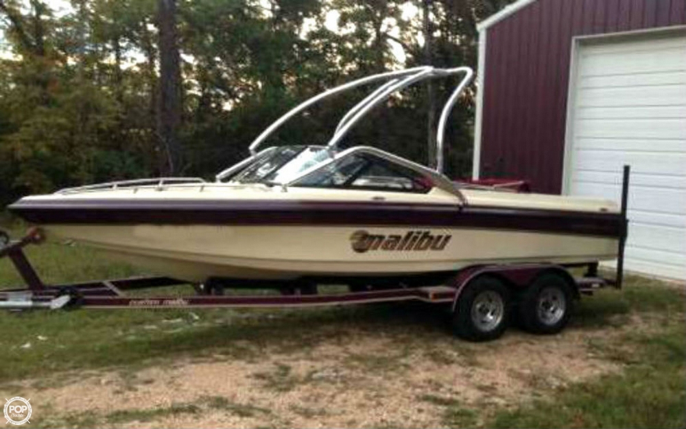 21' Malibu Sunsetter VLX