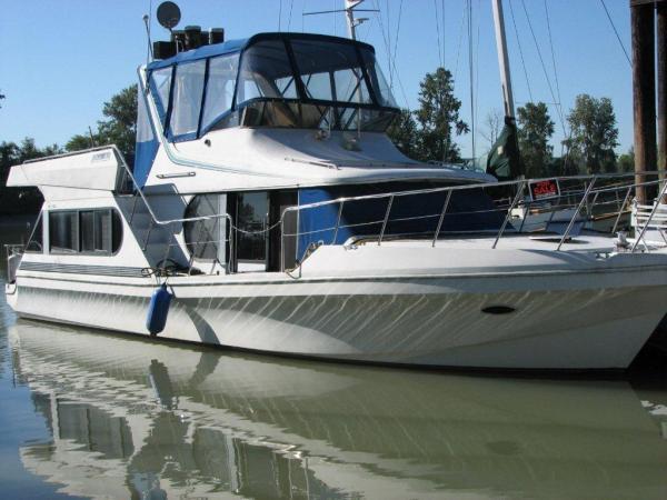 46' Bluewater Coastal Cruiser