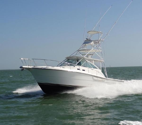 38' Rampage 38 Express