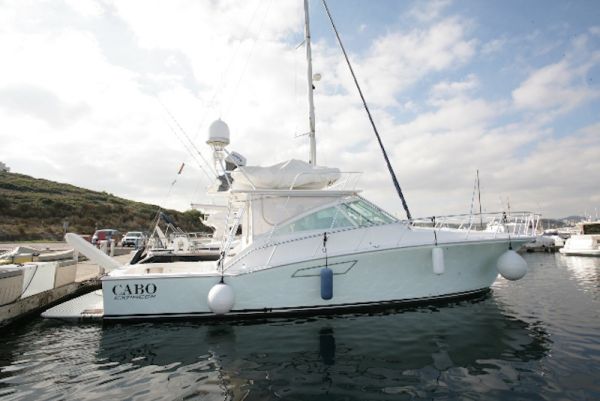 45' Cabo Yachts Express