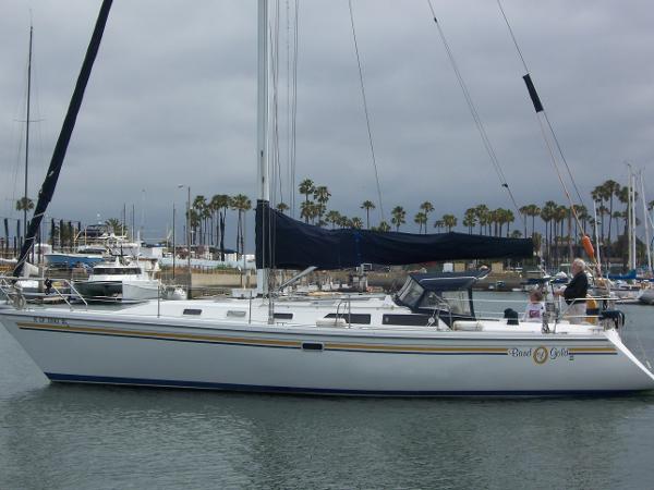 42' Catalina 42 Two cabin