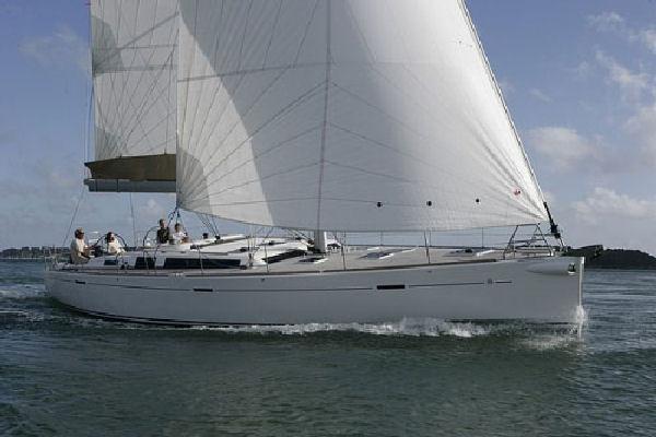 52' Dufour 525 Grand Large