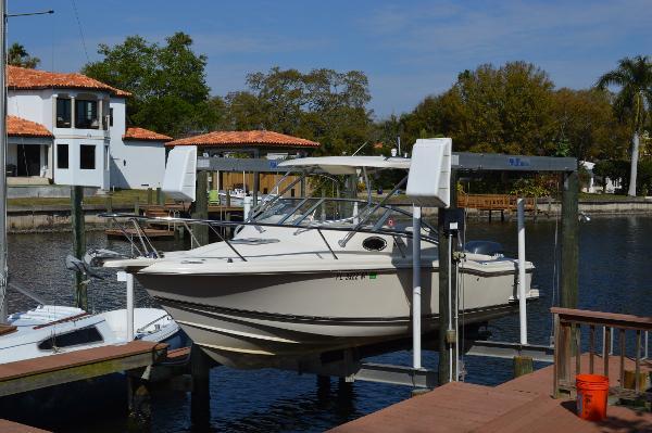 24' Scout Boats 242 Abaco