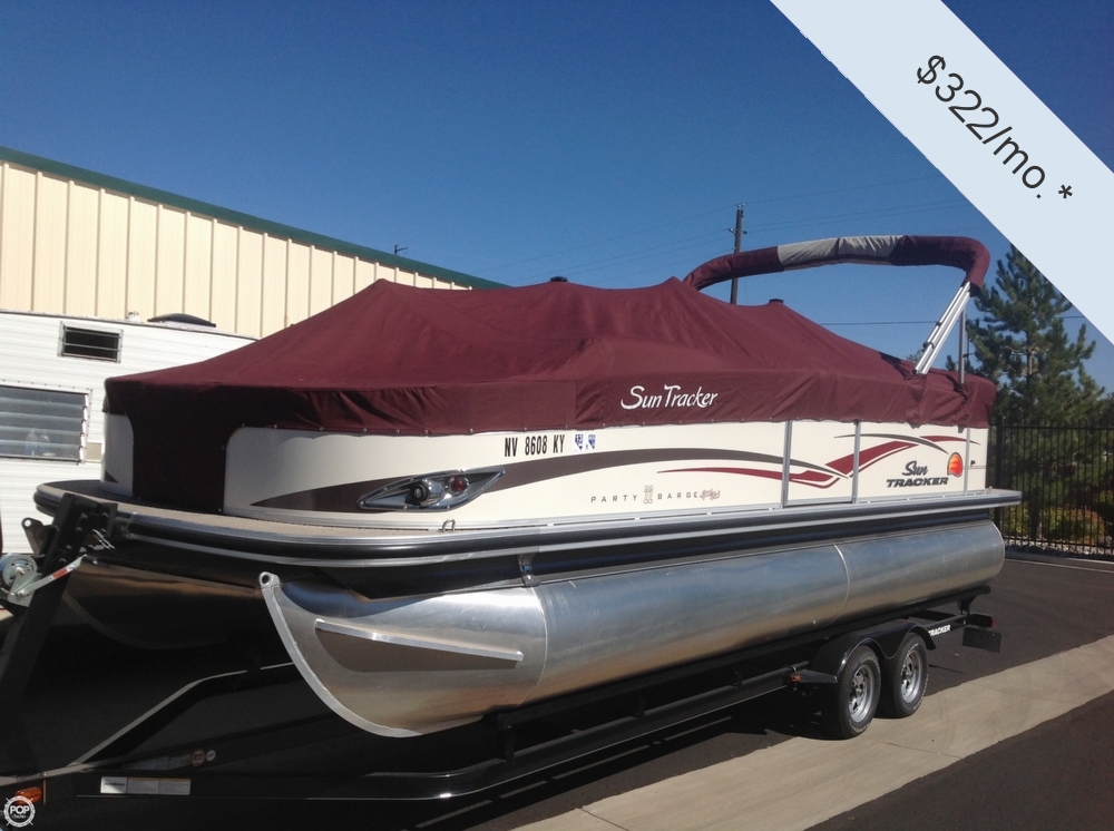 22' Sun Tracker Party Barge 22 Regency Edition