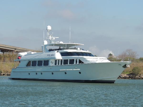 110' Hatteras 110 Motoryacht