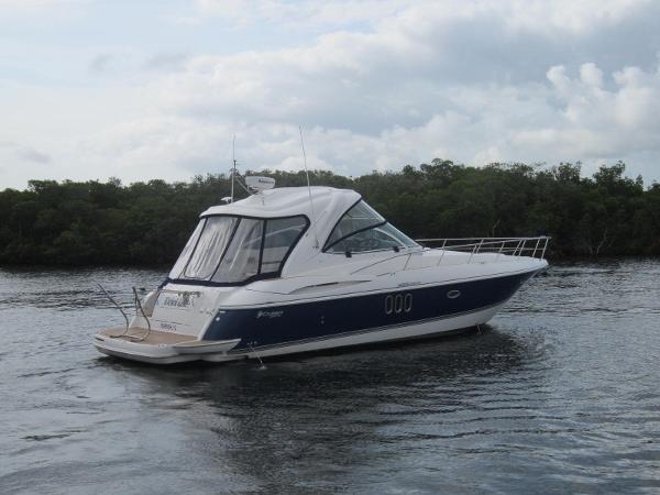 42' Cruisers Yachts 420 Express Best Maintained, One Owner