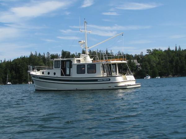 37' Nordic Tug 37