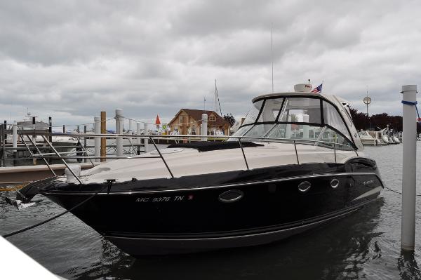 34' Monterey 340 Sport Yacht