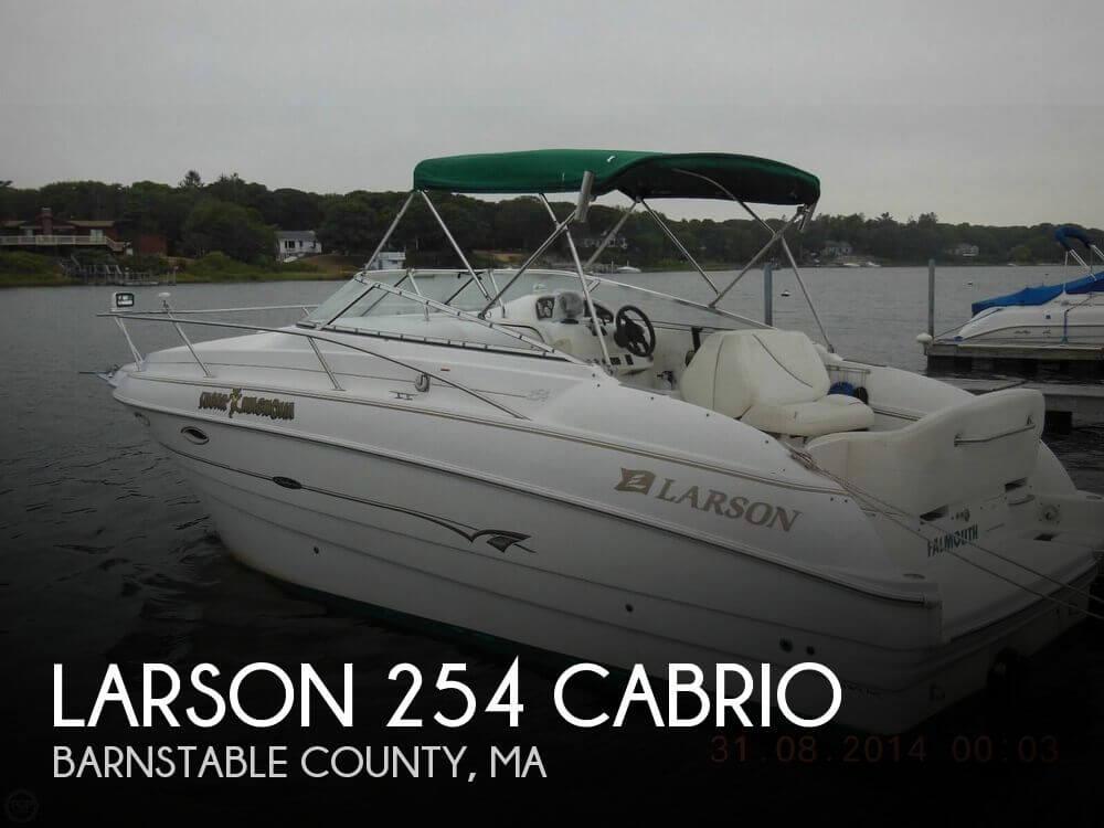 26' Larson 254 Cabrio